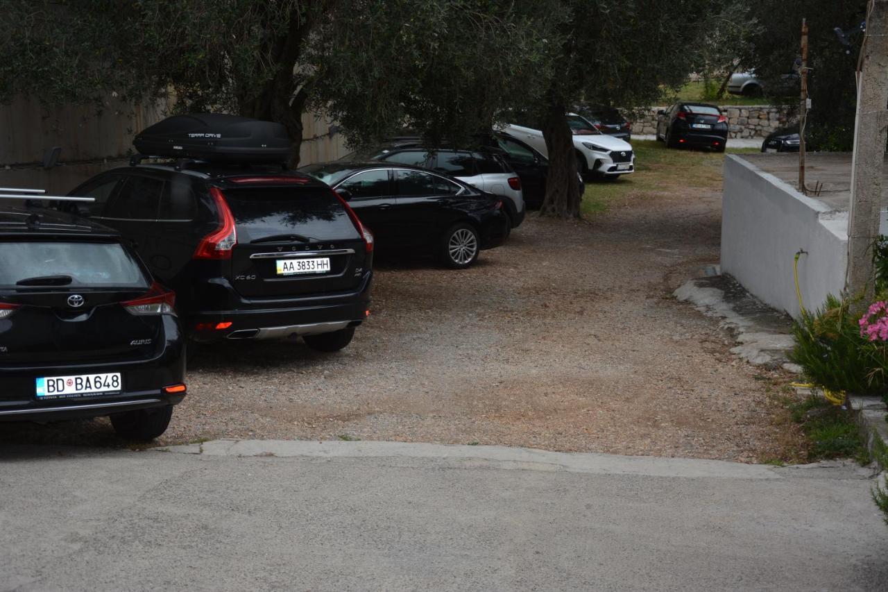 Apartments Djedovic 2 Petrovac Exterior photo