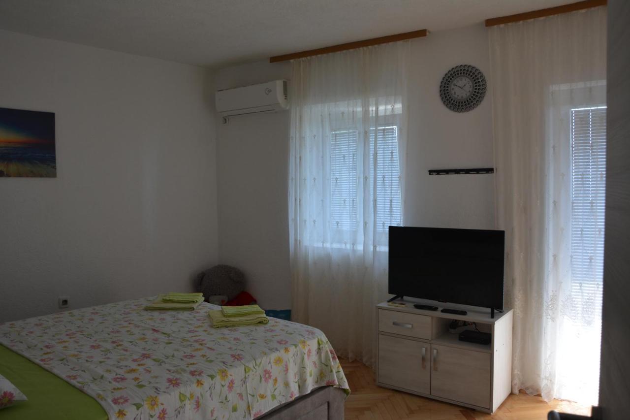 Apartments Djedovic 2 Petrovac Exterior photo