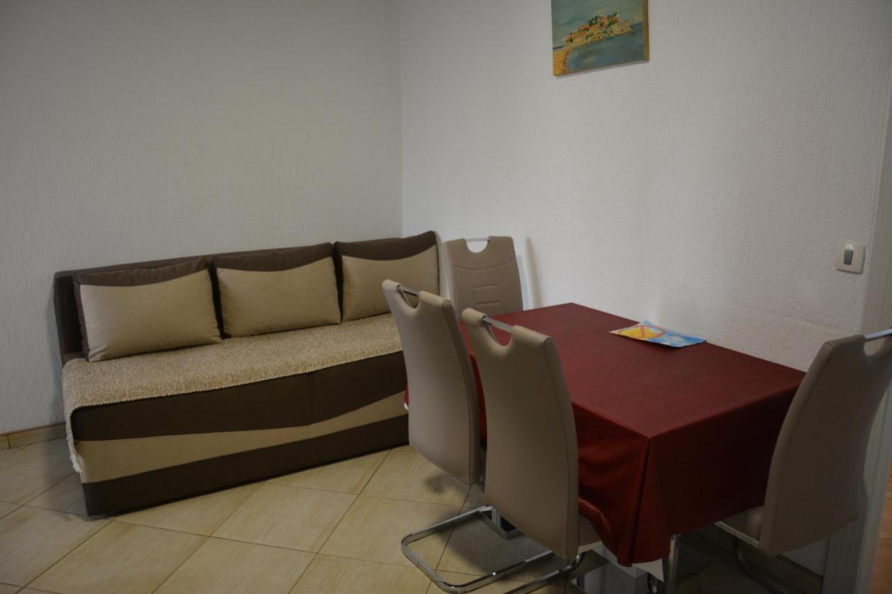 Apartments Djedovic 2 Petrovac Exterior photo
