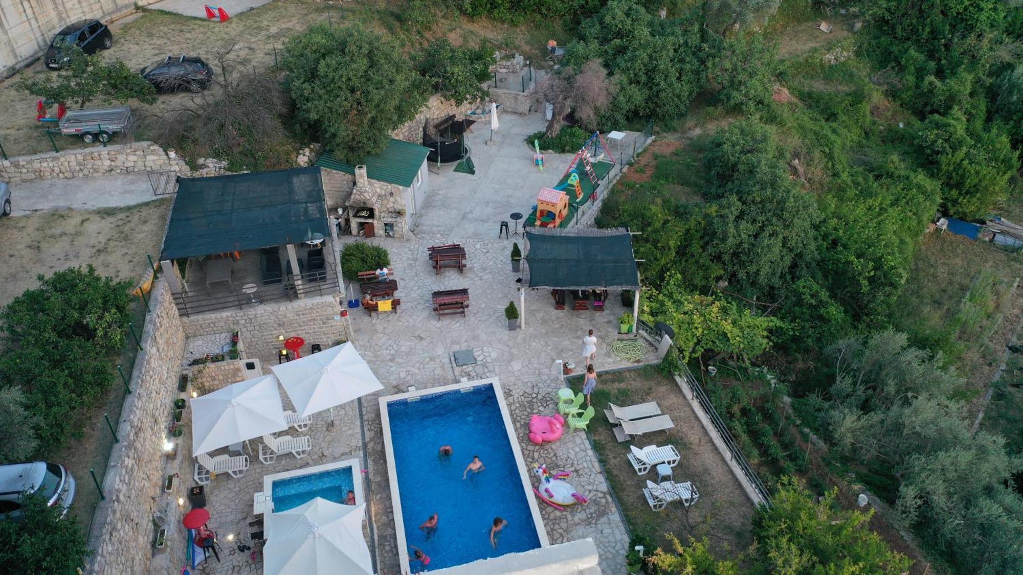 Apartments Djedovic 2 Petrovac Exterior photo