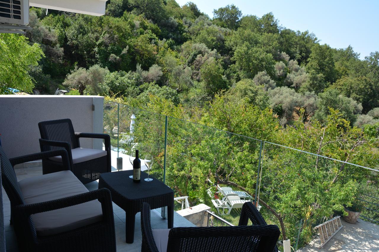 Apartments Djedovic 2 Petrovac Exterior photo