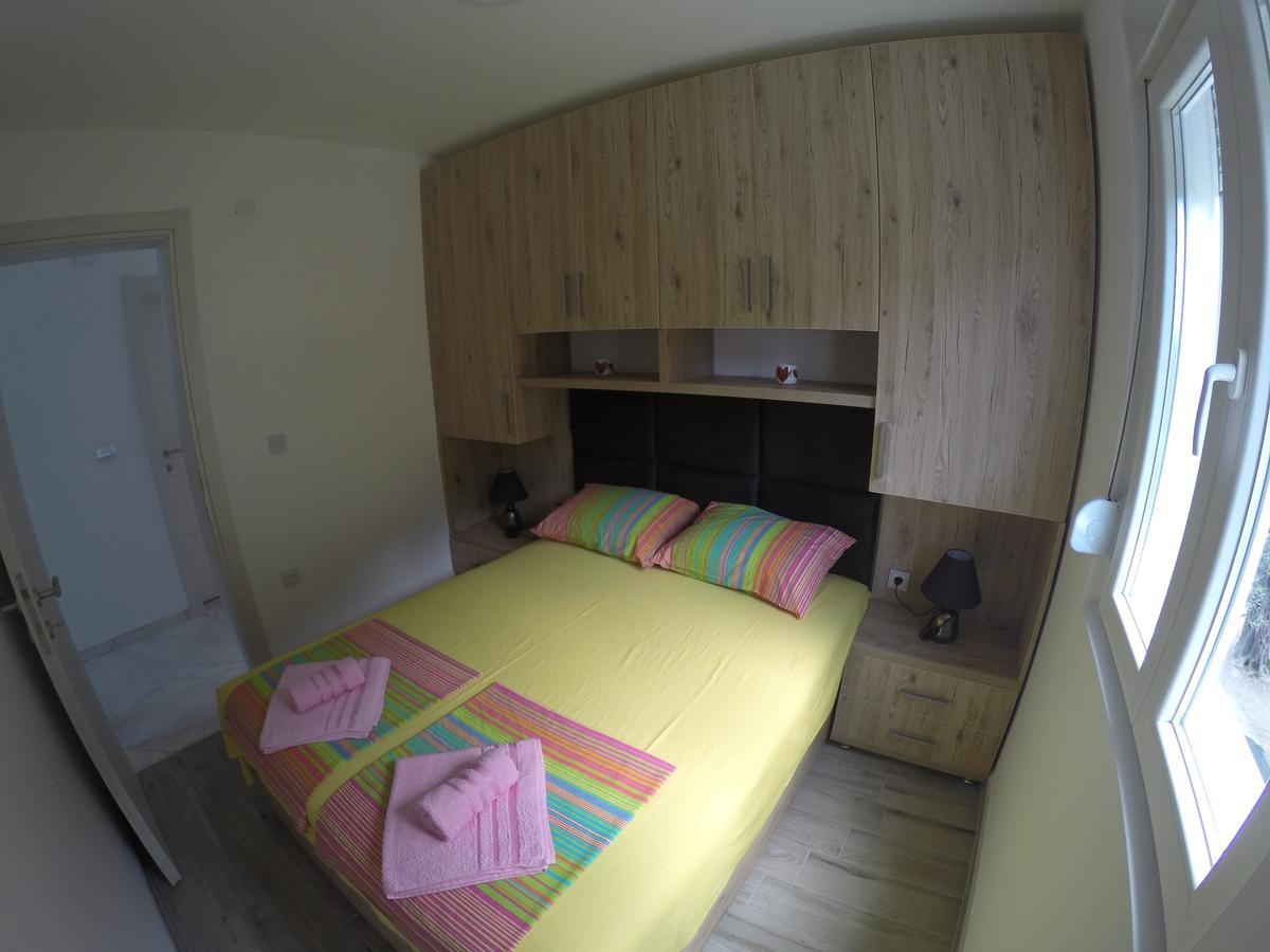Apartments Djedovic 2 Petrovac Exterior photo
