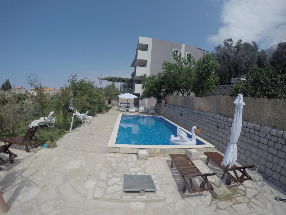 Apartments Djedovic 2 Petrovac Exterior photo