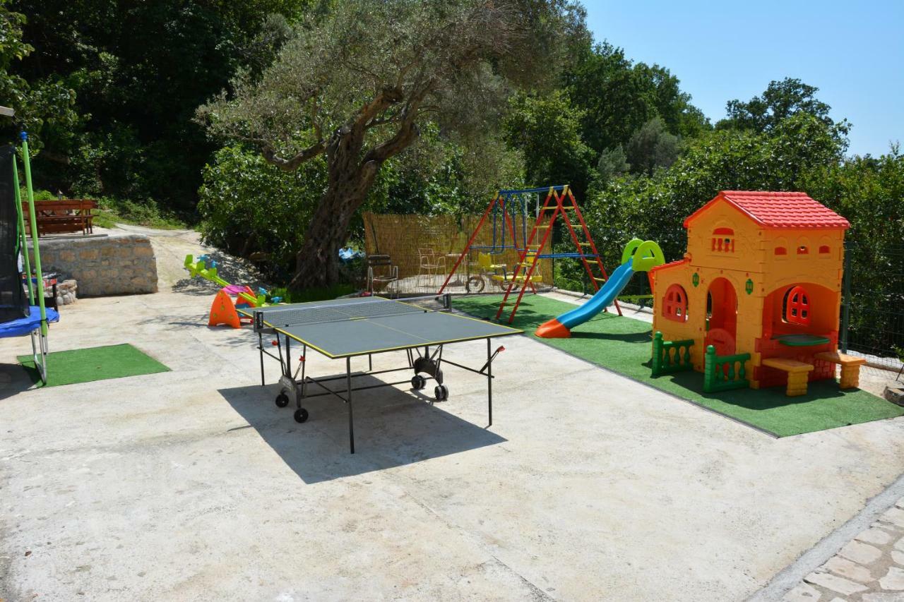 Apartments Djedovic 2 Petrovac Exterior photo