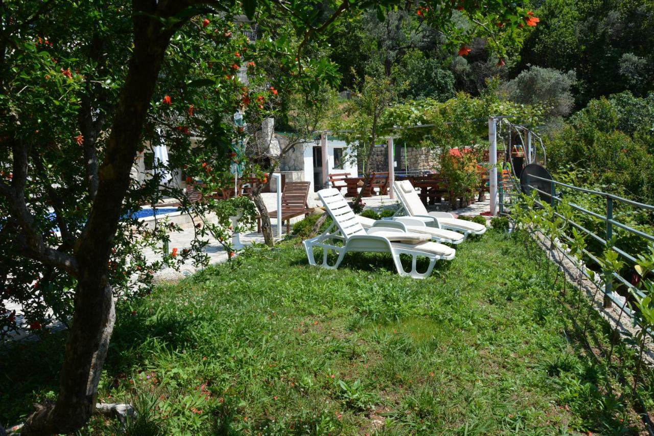 Apartments Djedovic 2 Petrovac Exterior photo